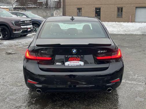 2021 BMW 330 xDrive