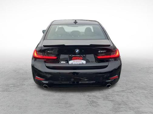 2021 BMW 330 xDrive