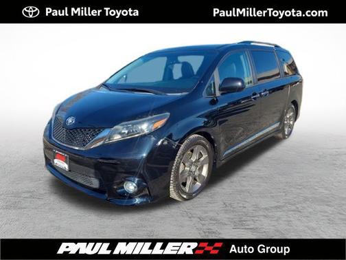 2016 Toyota Sienna SE Premium