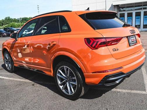 2022 Audi Q3 45 S line Premium