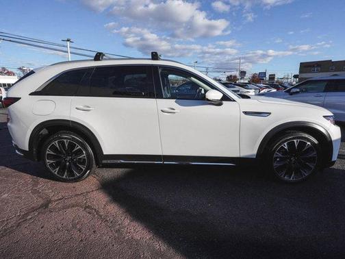 2024 Mazda CX-90 PHEV Premium