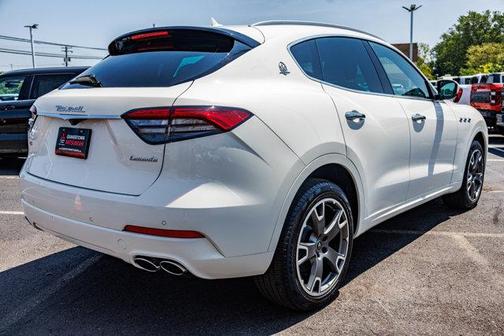2021 Maserati Levante Base