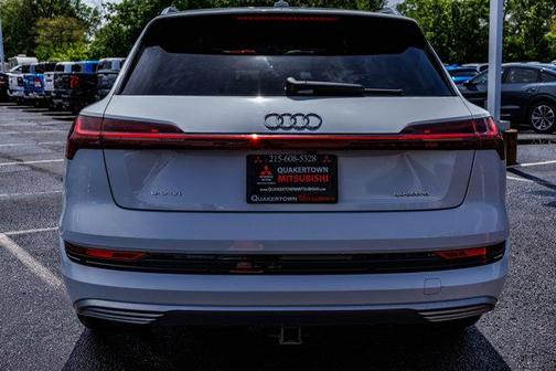 2021 Audi e-tron Premium Plus