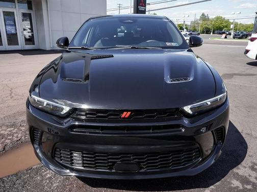 8 BALL 2024 Dodge Hornet R/T