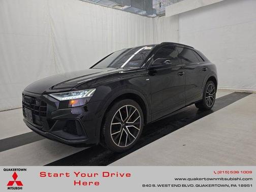 Mythos Black Metallic 2023 Audi Q8 55 Premium Plus