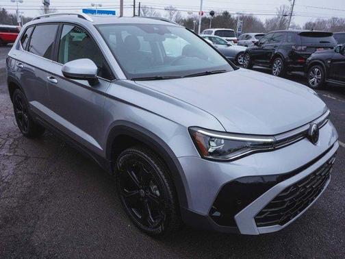 2025 Volkswagen Taos 1.5T SEL