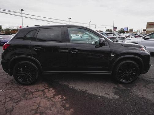 2025 Mitsubishi Outlander Sport 2.0 LE