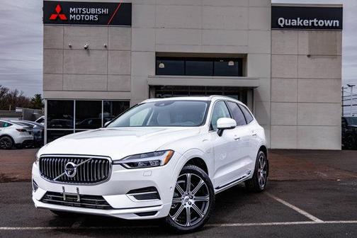 2018 Volvo XC60 Recharge Plug-In Hybrid T8 Inscription