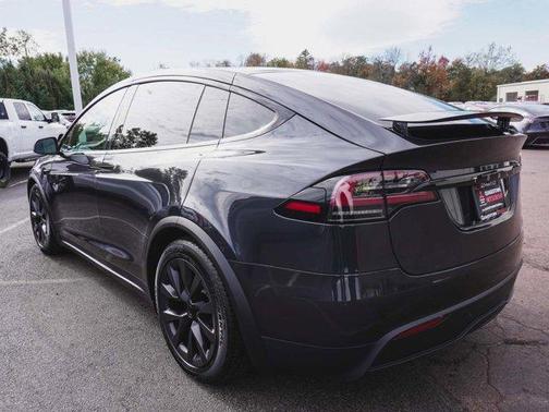 2025 Tesla Model X Base