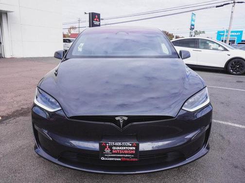 2025 Tesla Model X Base