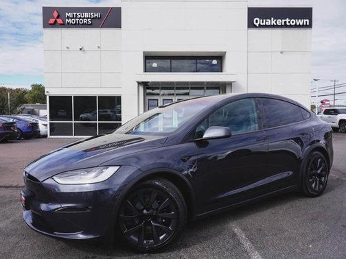 2025 Tesla Model X Base