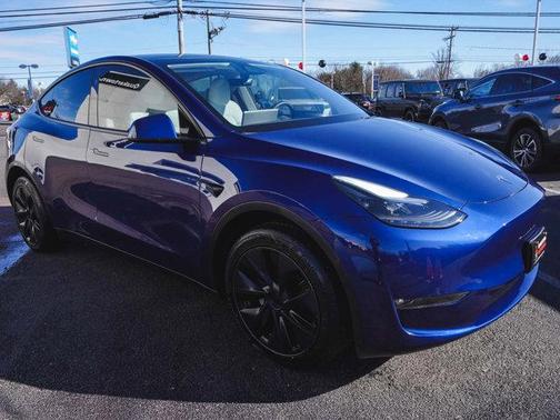 2025 Tesla Model Y Long Range