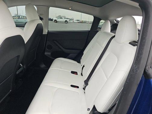 2025 Tesla Model Y Long Range