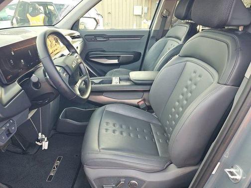 2024 Kia EV9 Wind