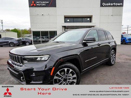 Diamond Black 2022 Jeep Grand Cherokee Overland