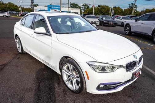 2018 BMW 330 i xDrive