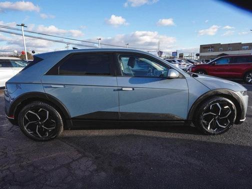 2022 Hyundai IONIQ 5 SE