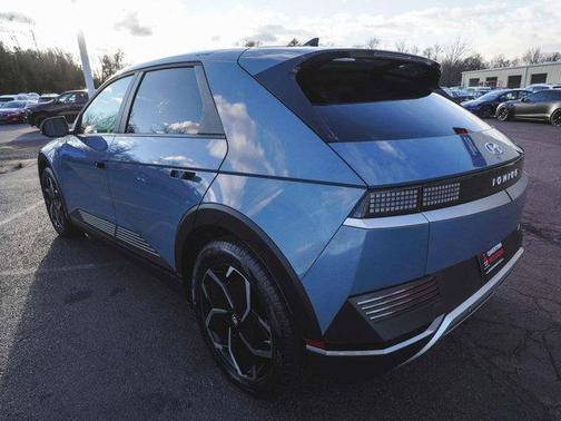 2022 Hyundai IONIQ 5 SE