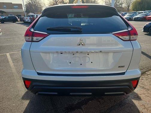 2024 Mitsubishi Eclipse Cross LE