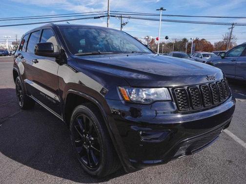 2019 Jeep Grand Cherokee Altitude