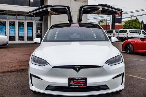 2024 Tesla Model X Base