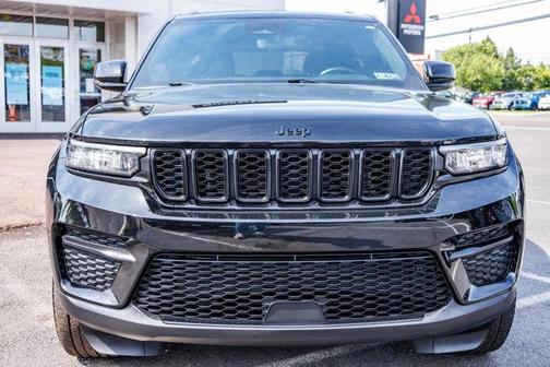 2022 Jeep Grand Cherokee Altitude