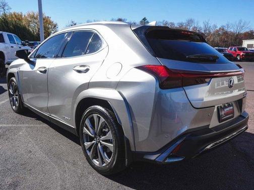 2022 Lexus UX 250h F Sport