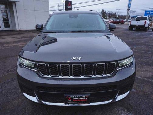 2022 Jeep Grand Cherokee L Laredo