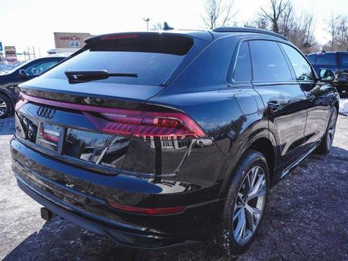 2022 Audi Q8 55 Premium