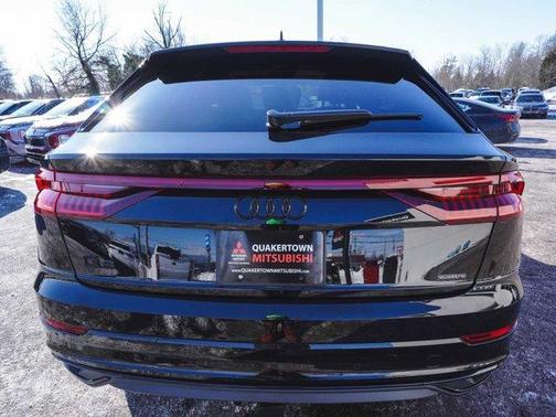 2022 Audi Q8 55 Premium