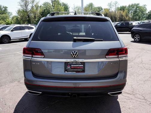 Platinum Gray Metallic 2023 Volkswagen Atlas 3.6L SE w/Technology