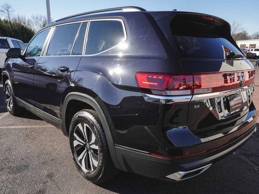 2025 Volkswagen Atlas 2.0T SE