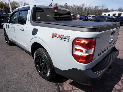 Cactus Green / Gray 2024 Ford Maverick Lariat