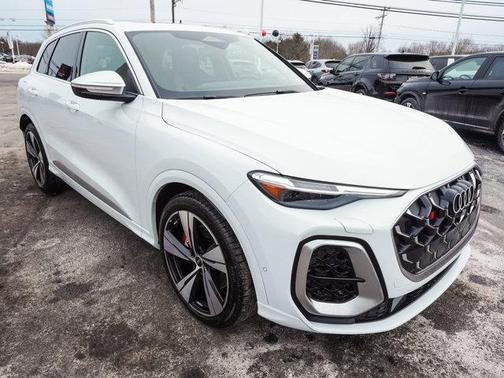 2025 Audi SQ5 3.0T quattro Premium