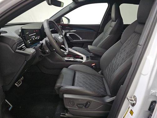 2025 Audi SQ5 3.0T quattro Premium