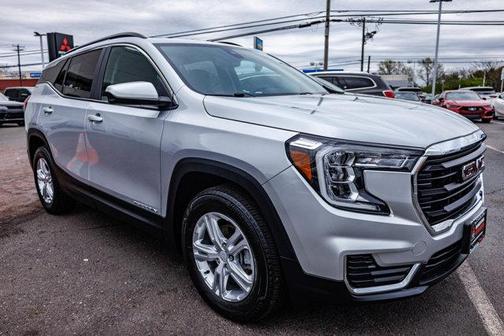 2022 GMC Terrain SLE