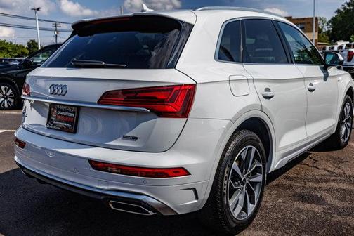 2023 Audi Q5 45 S line Premium Plus