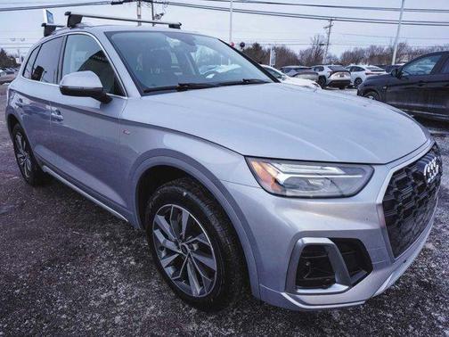 2024 Audi Q5 45 S line quattro Premium