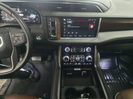 Onyx Black 2023 GMC Yukon XL Denali Ultimate