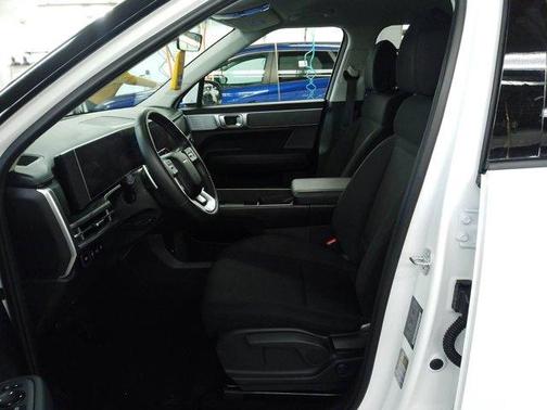 2025 Hyundai SANTA FE SE