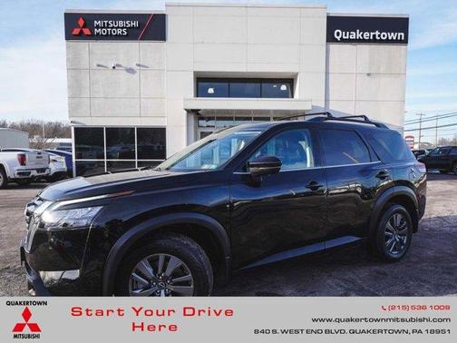 2024 Nissan Pathfinder SV