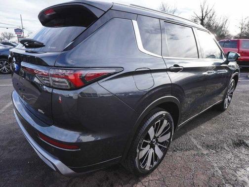 2026 Mitsubishi Outlander SEL