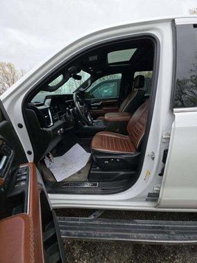White Frost Tri-Coat 2023 GMC Sierra 1500 Denali Ultimate