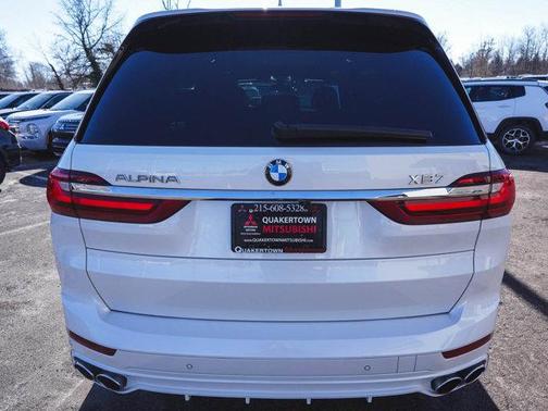 2022 BMW X7 M50i