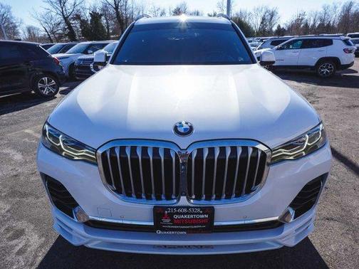 2022 BMW X7 M50i
