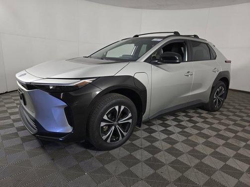 2025 Toyota bZ4X XLE