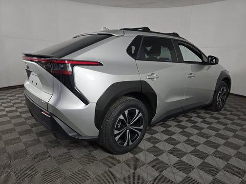 2025 Toyota bZ4X XLE