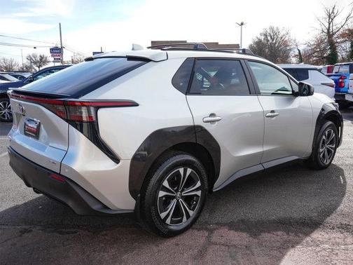 2025 Toyota bZ4X XLE