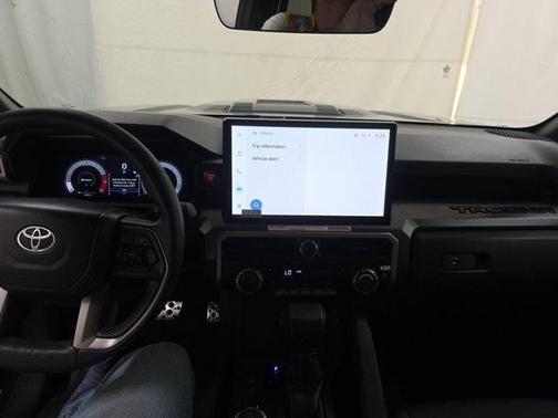 2025 Toyota bZ4X XLE