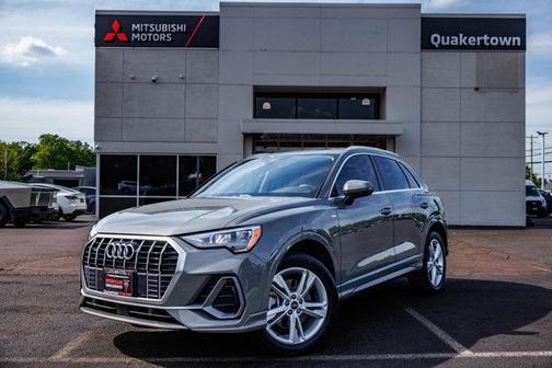 2022 Audi Q3 45 S line Premium